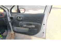 Recambio de guarnecido puerta delantera derecha para citroën c3 iii (sx) 1.2 vti 82 referencia OEM IAM   