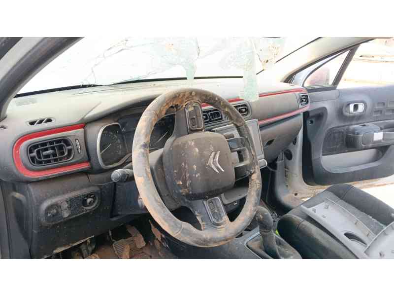 Recambio de salpicadero para citroën c3 iii (sx) 1.2 vti 82 referencia OEM IAM   