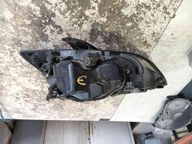 Recambio de faro izquierdo para ford focus ii sedán (db_, fch, dh) 1.8 tdci referencia OEM IAM   