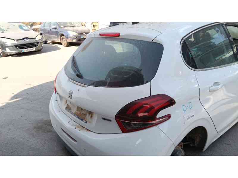 Recambio de porton trasero para peugeot 208 i (ca_, cc_) 1.2 vti 82 referencia OEM IAM   