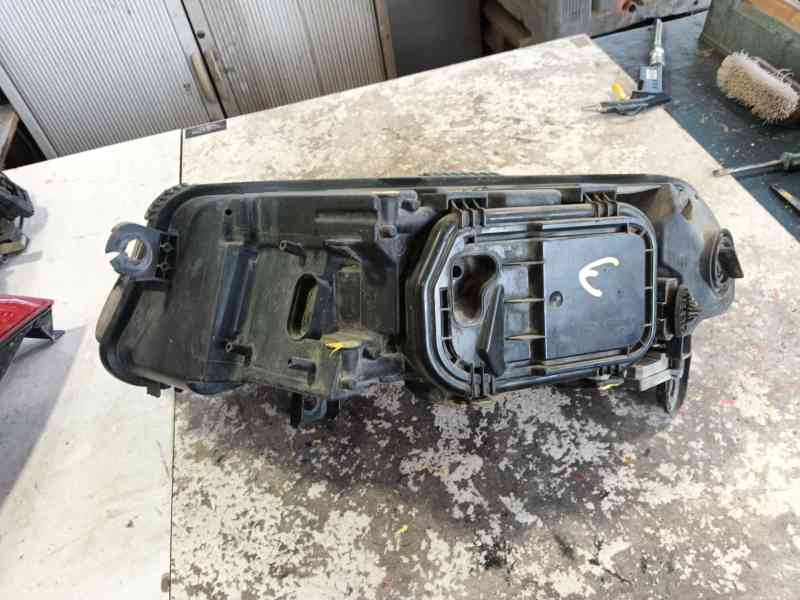 Recambio de faro izquierdo para audi a6 c6 (4f2) 3.0 tdi quattro referencia OEM IAM 4F0941003EA  