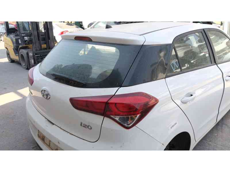 Recambio de porton trasero para hyundai i20 ii (gb, ib) 1.2 referencia OEM IAM 73700C8010  