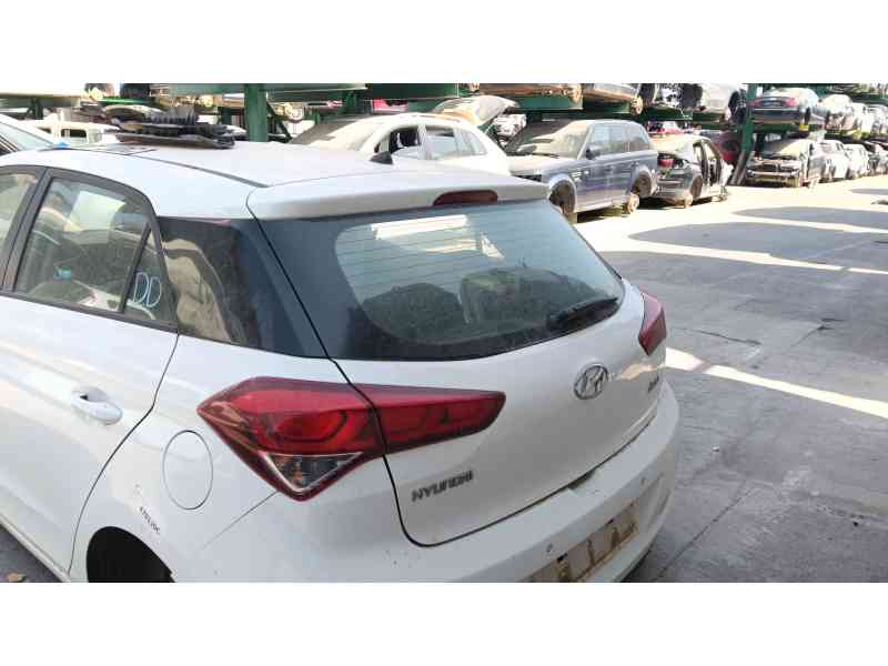Recambio de porton trasero para hyundai i20 ii (gb, ib) 1.2 referencia OEM IAM 73700C8010  