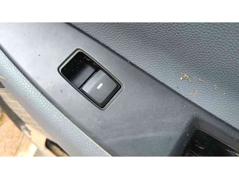 Recambio de mando elevalunas trasero derecho para hyundai i20 ii (gb, ib) 1.2 referencia OEM IAM   