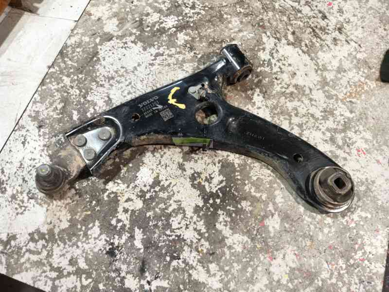Recambio de brazo suspension inferior delantero izquierdo para volvo xc40 (536) d3 polestar referencia OEM IAM   