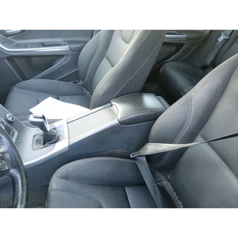 Recambio de apoyabrazos central para volvo v60 i (155) d3 referencia OEM IAM   