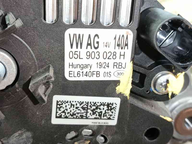 Recambio de alternador para audi a3 sportback (8ya, 8yf) 35 tdi referencia OEM IAM 05L903026B 05L903028H 