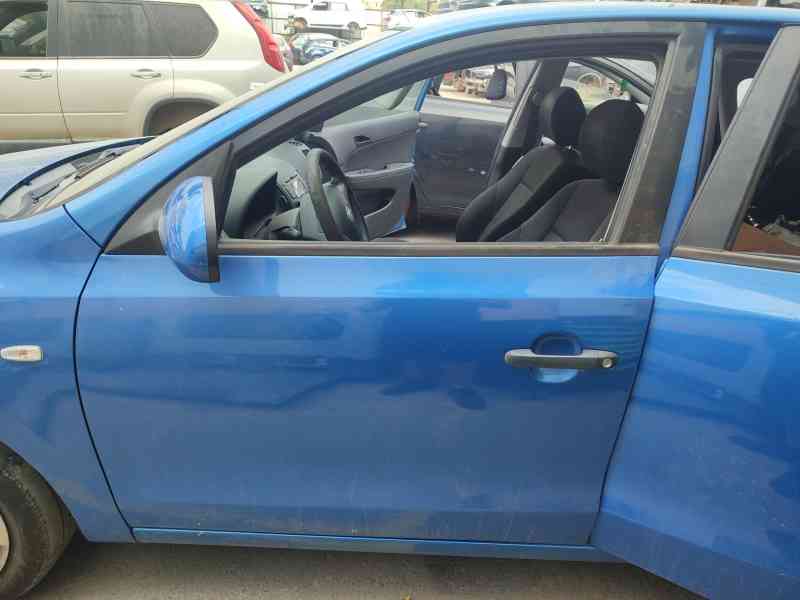 Recambio de puerta delantera izquierda para hyundai i30 (fd) 1.6 crdi referencia OEM IAM   
