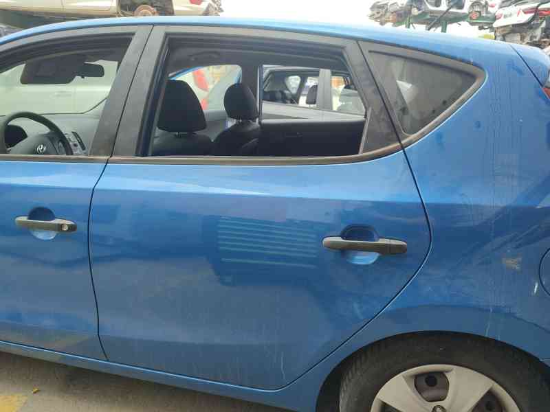 Recambio de puerta trasera izquierda para hyundai i30 (fd) 1.6 crdi referencia OEM IAM   
