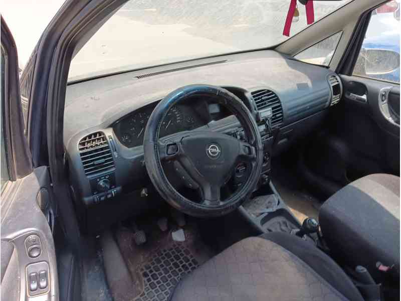 opel zafira a monospace (t98) del año 2000