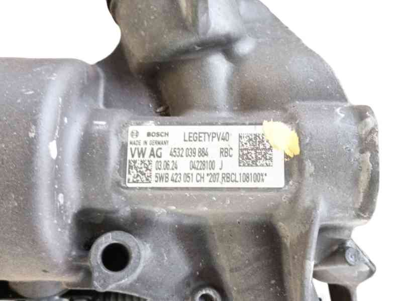 Recambio de cremallera direccion para audi a3 sportback (8ya, 8yf) 35 tdi referencia OEM IAM 5WB423055F  