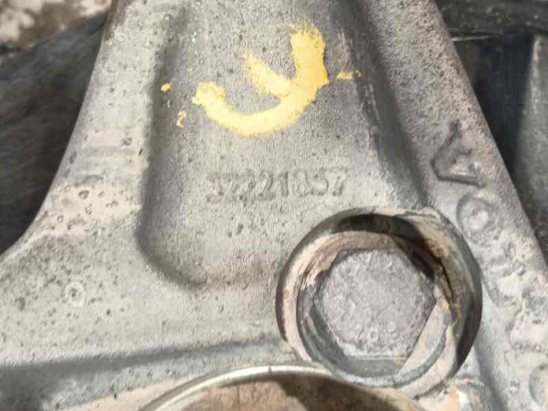 Recambio de mangueta delantera derecha para volvo xc40 (536) d3 polestar referencia OEM IAM  32221857 