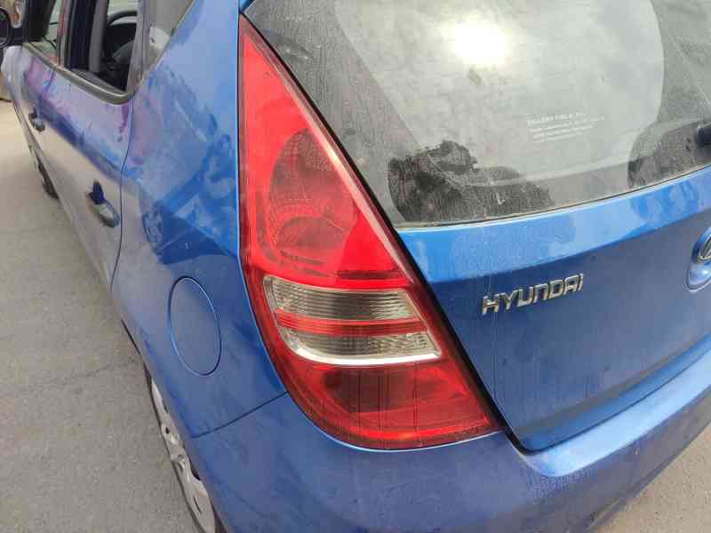 Recambio de piloto trasero izquierdo para hyundai i30 (fd) 1.6 crdi referencia OEM IAM   