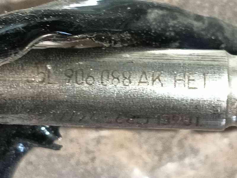 Recambio de sensor para audi a3 sportback (8ya, 8yf) 35 tdi referencia OEM IAM 5L906088AK  
