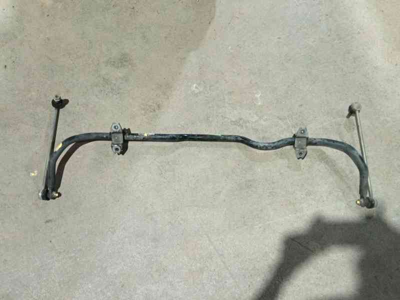 Recambio de barra estabilizadora delantera para volkswagen touran (1t3) 1.6 tdi referencia OEM IAM   