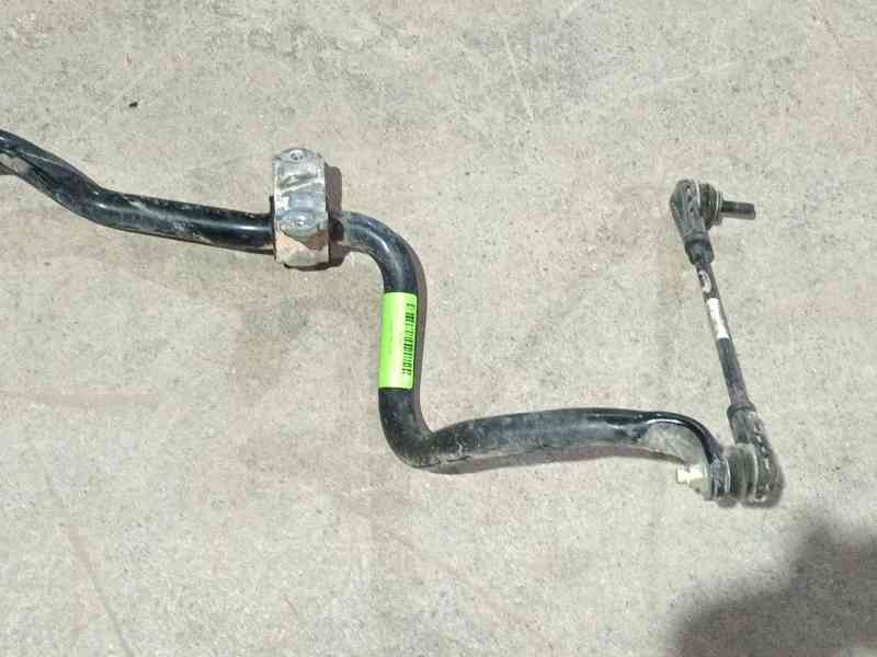Recambio de barra estabilizadora delantera para volvo xc40 (536) d3 polestar referencia OEM IAM   