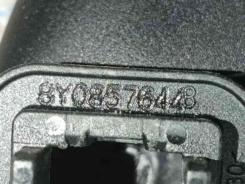 Recambio de asidero trasero izquierdo para audi a3 sportback (8ya, 8yf) 35 tdi referencia OEM IAM   