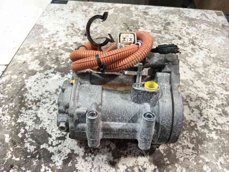 Recambio de compresor aire acondicionado para ford mondeo v sedán (cd) 2.0 hybrid referencia OEM IAM   