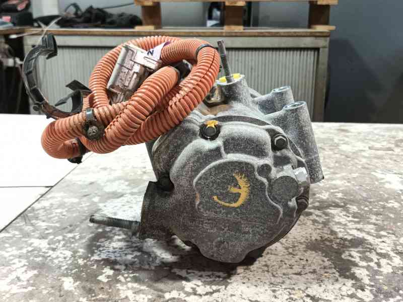 Recambio de compresor aire acondicionado para ford mondeo v sedán (cd) 2.0 hybrid referencia OEM IAM   