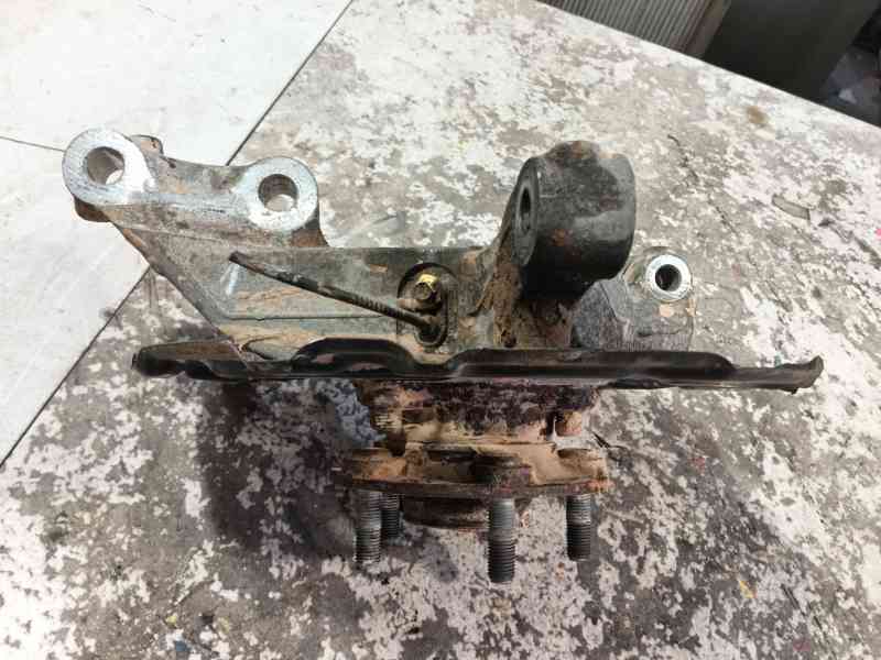 Recambio de mangueta delantera izquierda para ford mondeo v sedán (cd) 2.0 hybrid referencia OEM IAM   