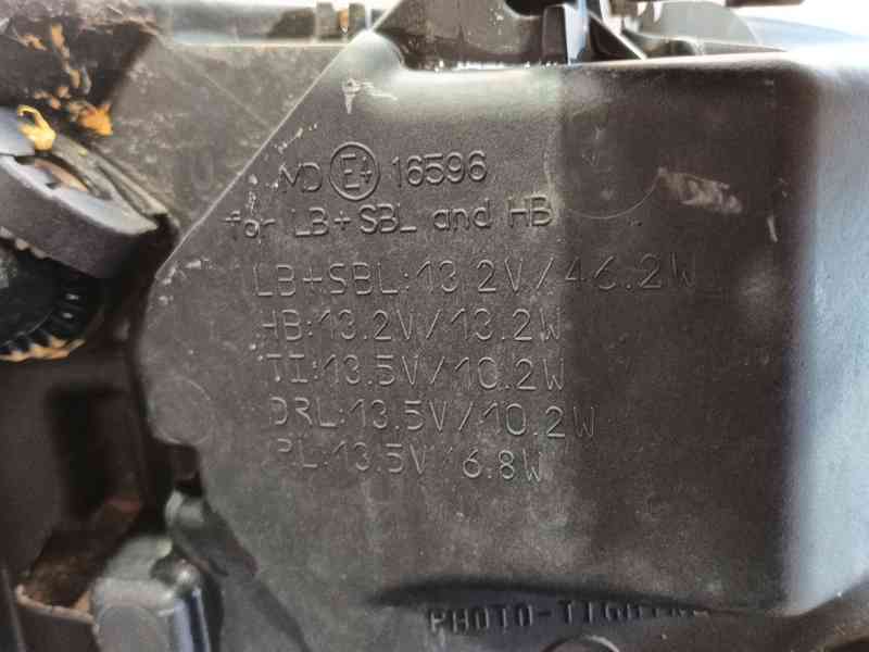 Recambio de faro izquierdo para ford mondeo v sedán (cd) 2.0 hybrid referencia OEM IAM   