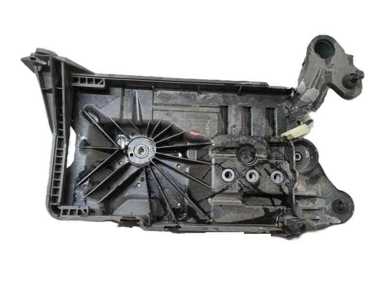 Recambio de soporte bateria para audi a3 sportback (8ya, 8yf) 35 tdi referencia OEM IAM 5WA915331B  