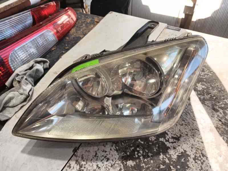 Recambio de faro izquierdo para ford focus c-max (dm2) 1.6 tdci referencia OEM IAM   