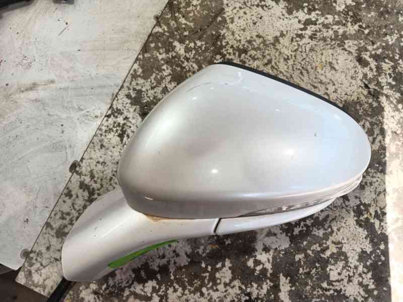 Recambio de retrovisor izquierdo para ford mondeo v sedán (cd) 2.0 hybrid referencia OEM IAM   