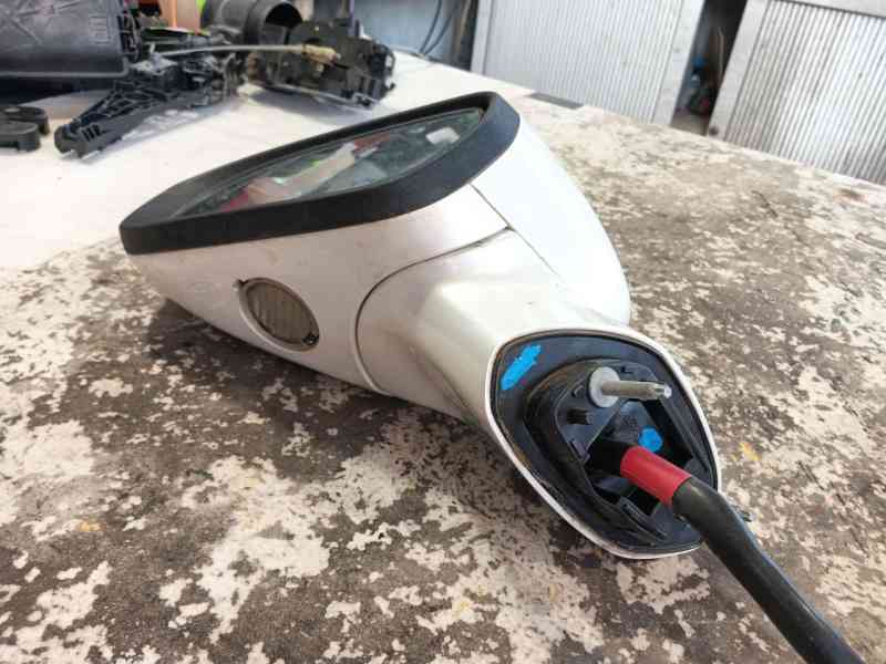 Recambio de retrovisor izquierdo para ford mondeo v sedán (cd) 2.0 hybrid referencia OEM IAM   