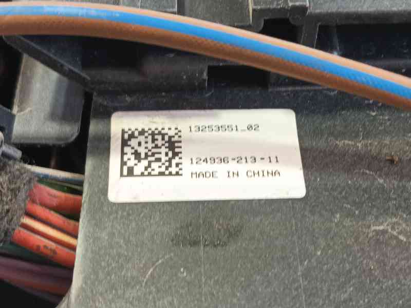 Recambio de caja fusibles delantera para opel insignia a (g09) 2.0 cdti (68) referencia OEM IAM   