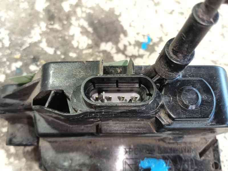 Recambio de cerradura puerta delantera derecha para nissan primera (p12) 1.9 dci referencia OEM IAM 80500AV60B  