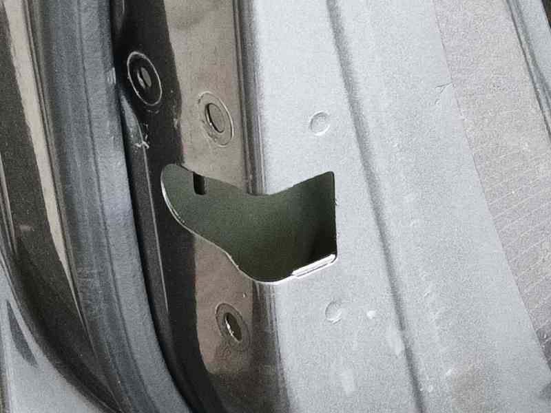 Recambio de puerta delantera izquierda para opel insignia a (g09) 2.0 cdti (68) referencia OEM IAM 39062233  