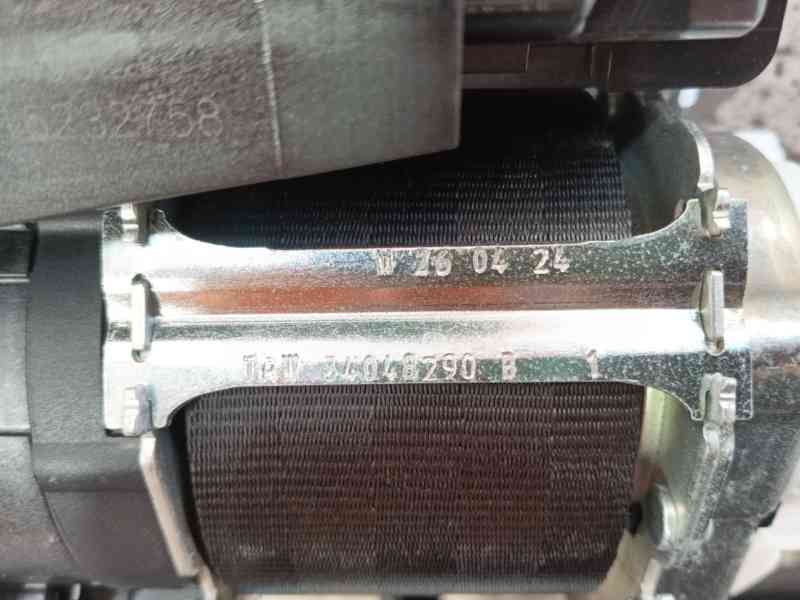 Recambio de cinturon seguridad delantero derecho para audi a3 sportback (8ya, 8yf) 35 tdi referencia OEM IAM 8Y0857706N041  