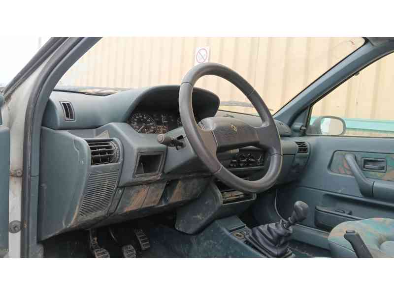 renault clio i (b/c57_, 5/357_) del año 1994