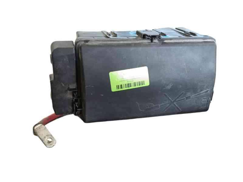 Recambio de caja fusibles delantera para opel insignia a (g09) 2.0 cdti (68) referencia OEM IAM  1325355102 12493621311