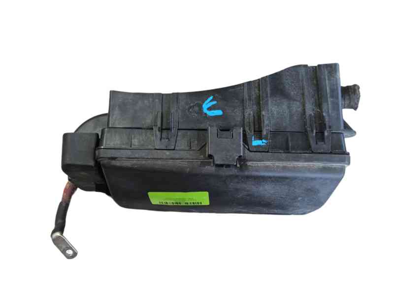 Recambio de caja fusibles delantera para opel insignia a (g09) 2.0 cdti (68) referencia OEM IAM  1325355102 12493621311