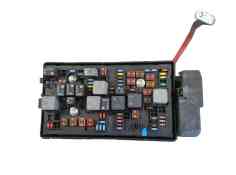 Recambio de caja fusibles delantera para opel insignia a (g09) 2.0 cdti (68) referencia OEM IAM  1325355102 12493621311
