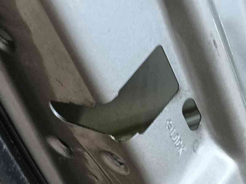 Recambio de puerta trasera izquierda para nissan primera (p12) 1.9 dci referencia OEM IAM 82101BA030  
