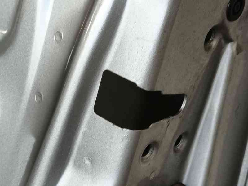 Recambio de puerta delantera derecha para nissan primera (p12) 1.9 dci referencia OEM IAM 80100BA030  