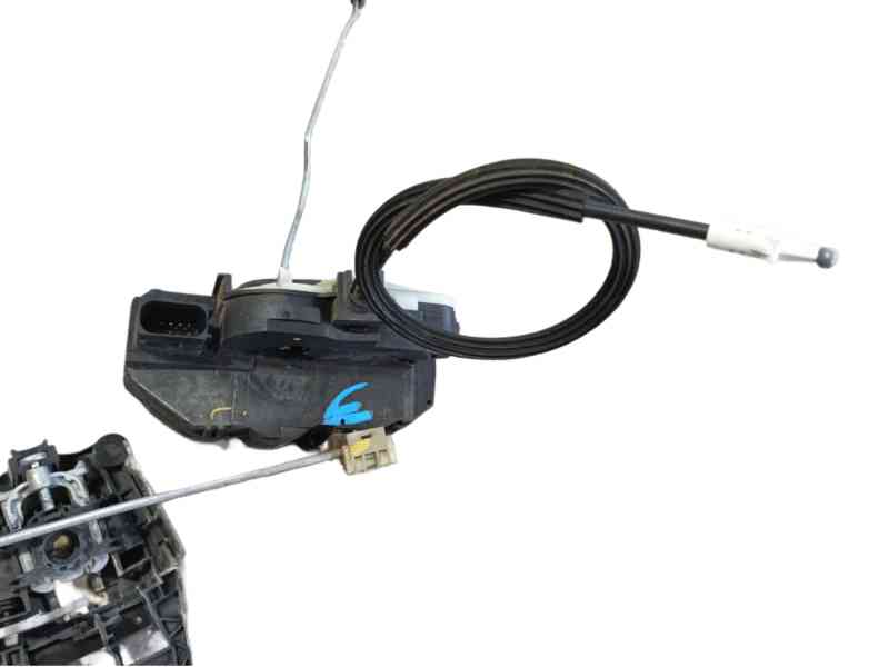Recambio de cerradura puerta delantera derecha para opel insignia a (g09) 2.0 cdti (68) referencia OEM IAM 13578277 3023880RH2 