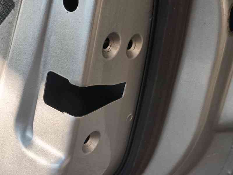 Recambio de puerta trasera derecha para ford focus ii (da_, hcp, dp) 1.6 tdci referencia OEM IAM 1702402  