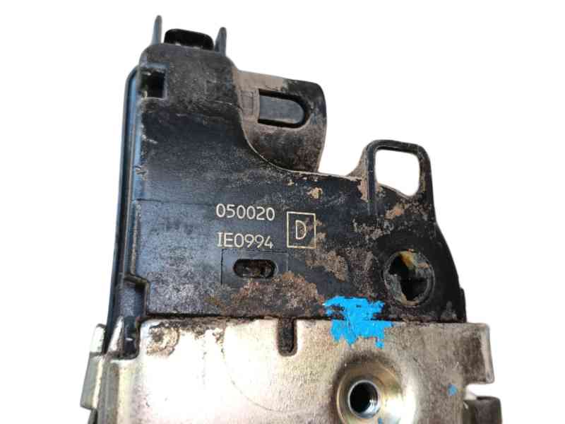 Recambio de cerradura puerta delantera derecha para nissan primera (p12) 1.9 dci referencia OEM IAM 80500AV60B 050020IE0994 