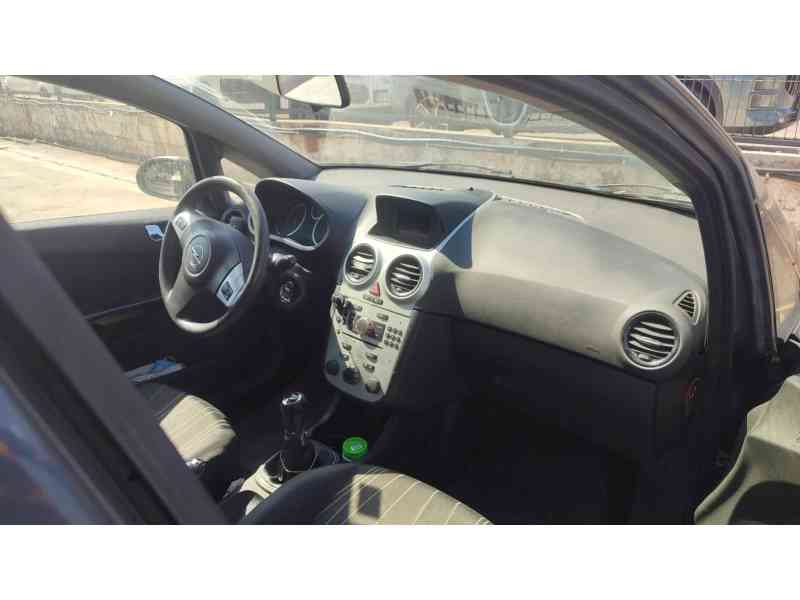 opel corsa d (s07) del año 2009