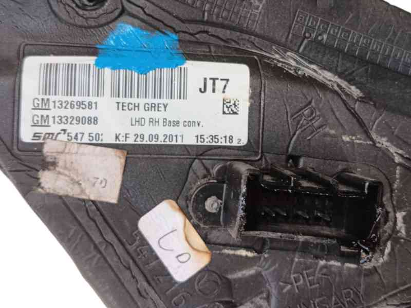 Recambio de espejo retrovisor derecho para opel insignia a (g09) 2.0 cdti (68) referencia OEM IAM 13268737  