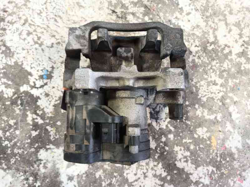 Recambio de pinza freno trasera derecha para audi a3 sportback (8ya, 8yf) 35 tdi referencia OEM IAM   
