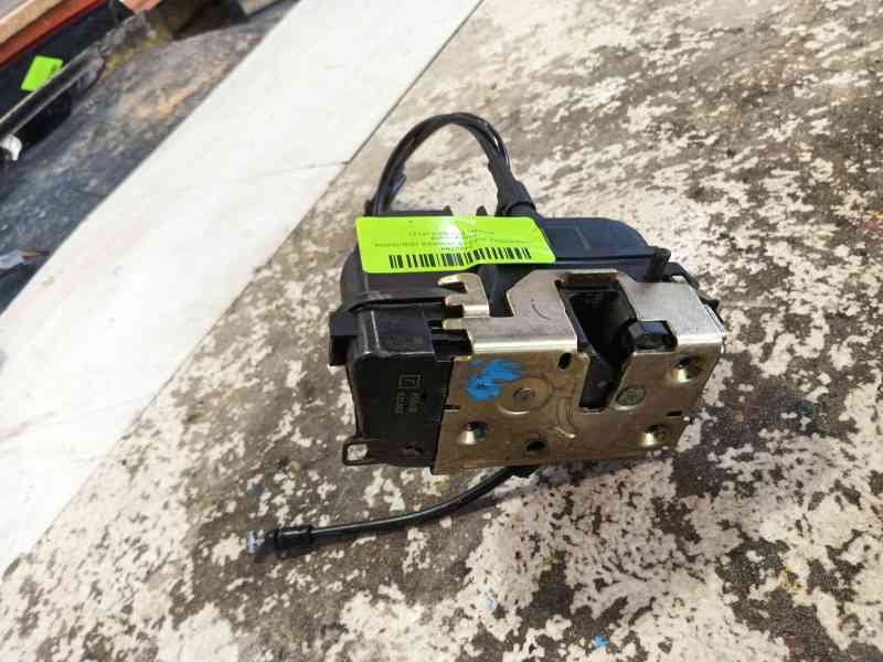 Recambio de cerradura puerta trasera izquierda para nissan primera (p12) 1.9 dci referencia OEM IAM 82501AV60B  