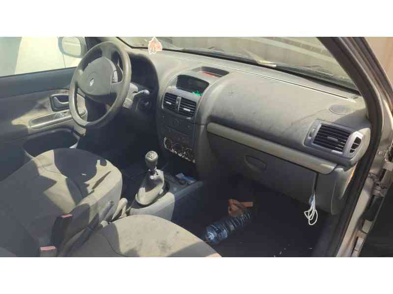 renault clio ii (bb_, cb_) del año 2005
