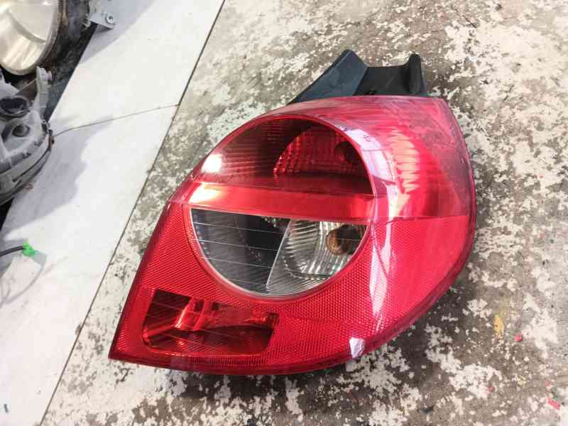 Recambio de piloto trasero derecho para renault clio iii (br0/1, cr0/1) 1.5 dci (br17, cr17) referencia OEM IAM   