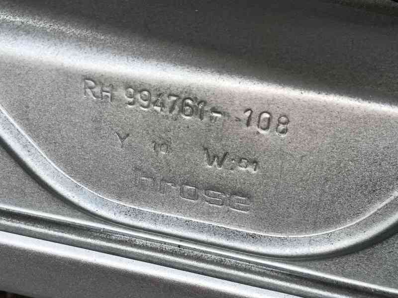 Recambio de puerta delantera derecha para ford focus ii (da_, hcp, dp) 1.6 tdci referencia OEM IAM 1530169  