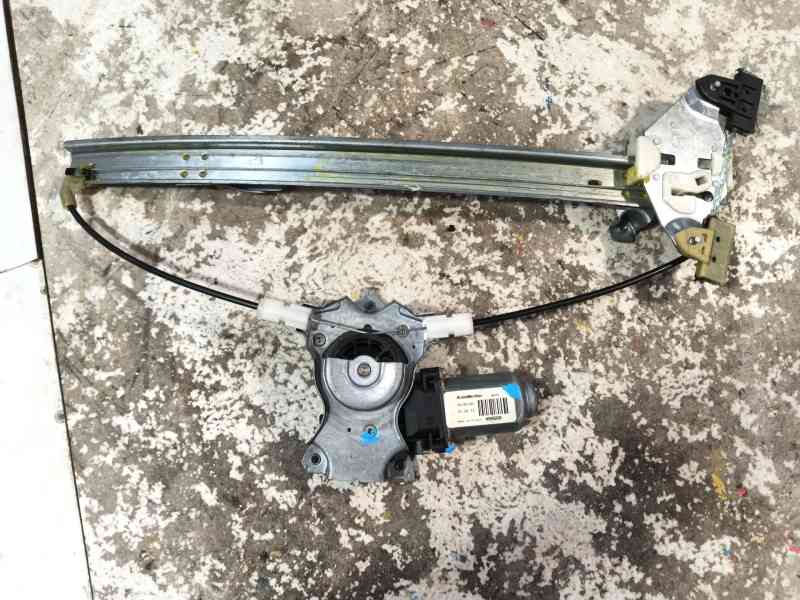 Recambio de elevalunas trasero derecho para nissan primera (p12) 1.9 dci referencia OEM IAM 82720AV60B  